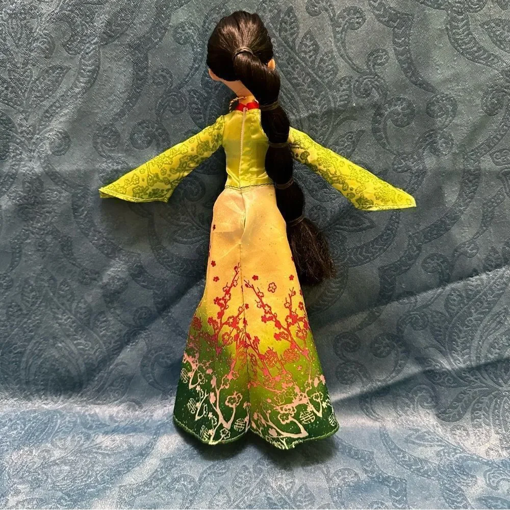 Disney Princess Mulan Royal Doll